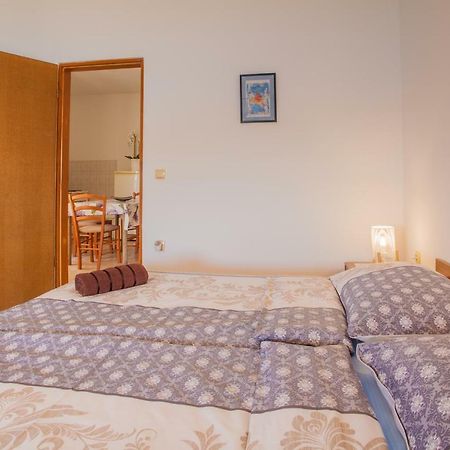 Apartmani Komesic Зубовичи Экстерьер фото