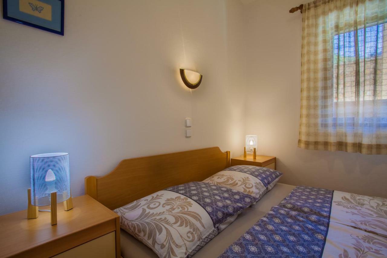 Apartmani Komesic Зубовичи Экстерьер фото