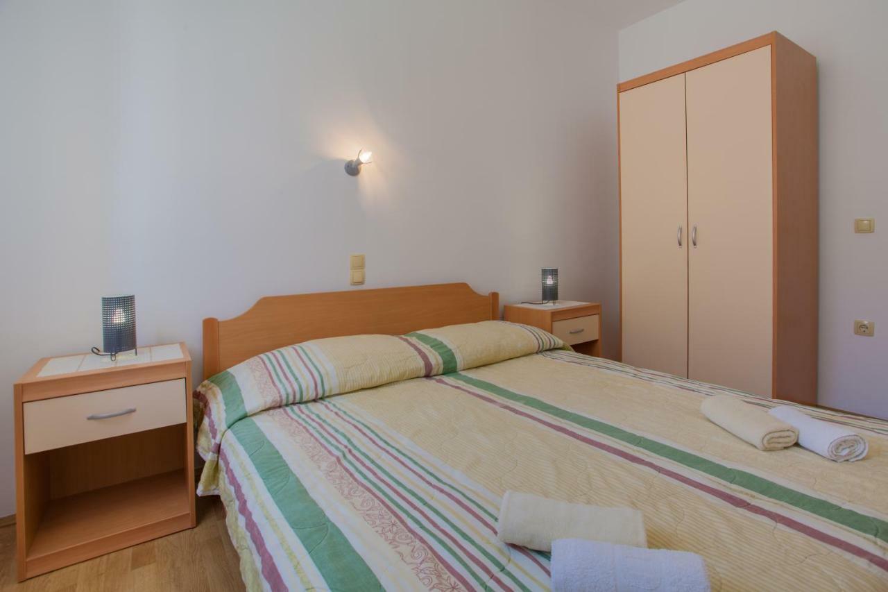 Apartmani Komesic Зубовичи Экстерьер фото