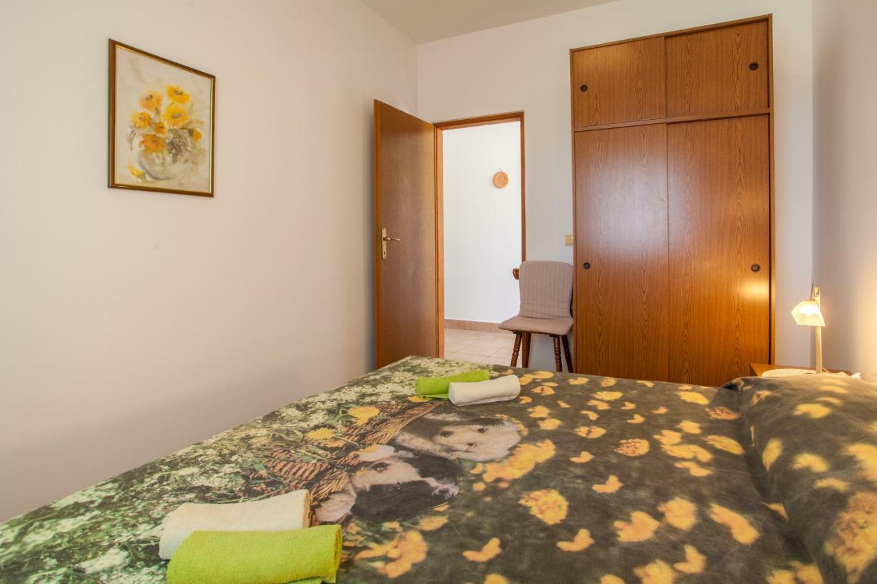 Apartmani Komesic Зубовичи Экстерьер фото