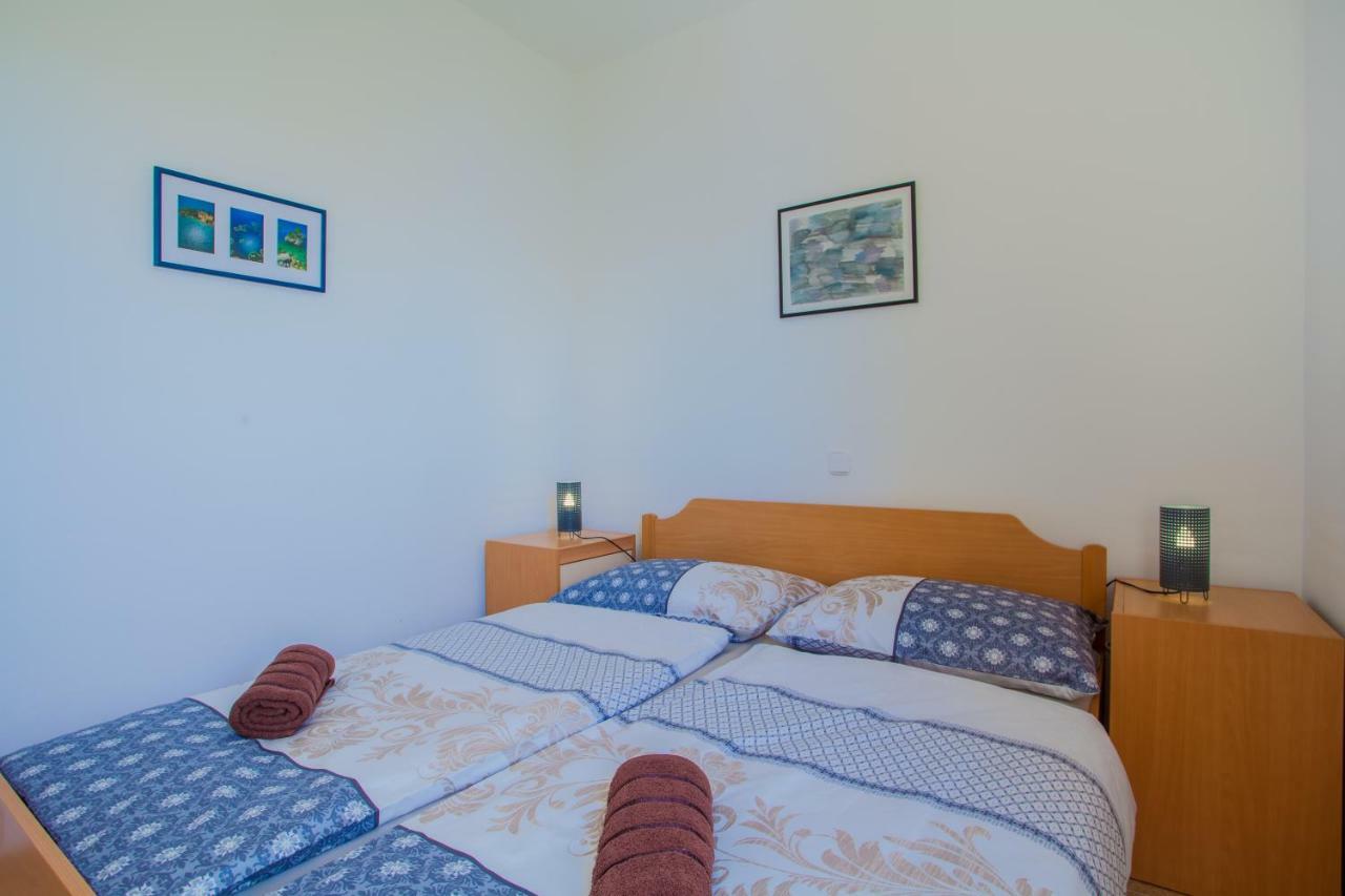 Apartmani Komesic Зубовичи Экстерьер фото