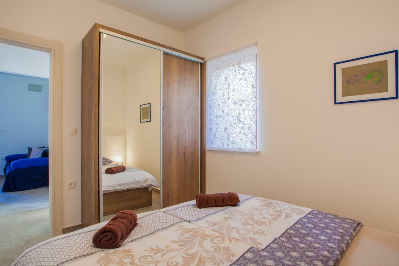 Apartmani Komesic Зубовичи Экстерьер фото
