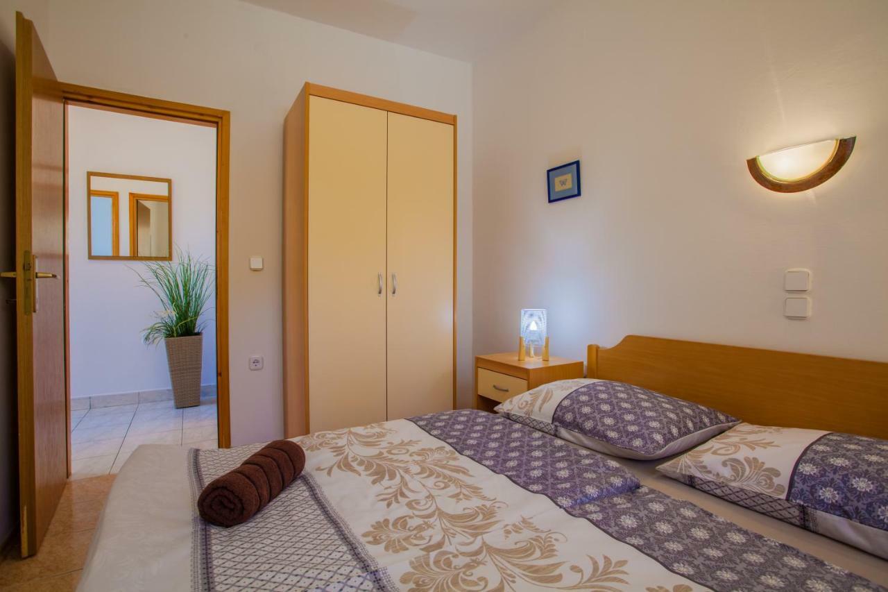 Apartmani Komesic Зубовичи Экстерьер фото