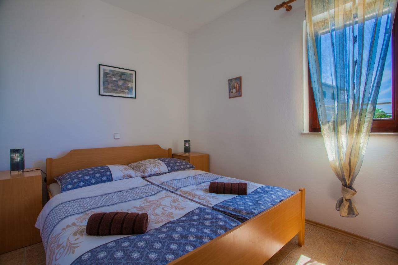 Apartmani Komesic Зубовичи Экстерьер фото